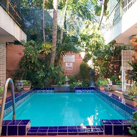 Towne Hotel Νασάου Εξωτερικό φωτογραφία