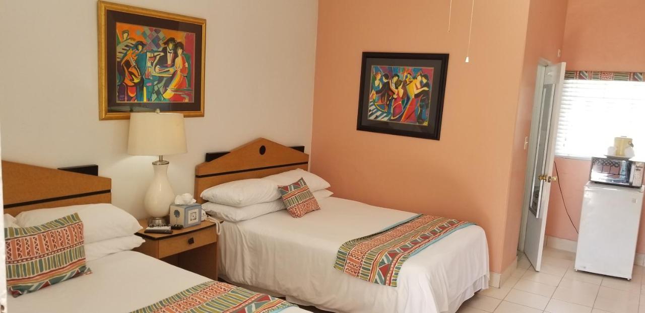 Towne Hotel Νασάου Εξωτερικό φωτογραφία