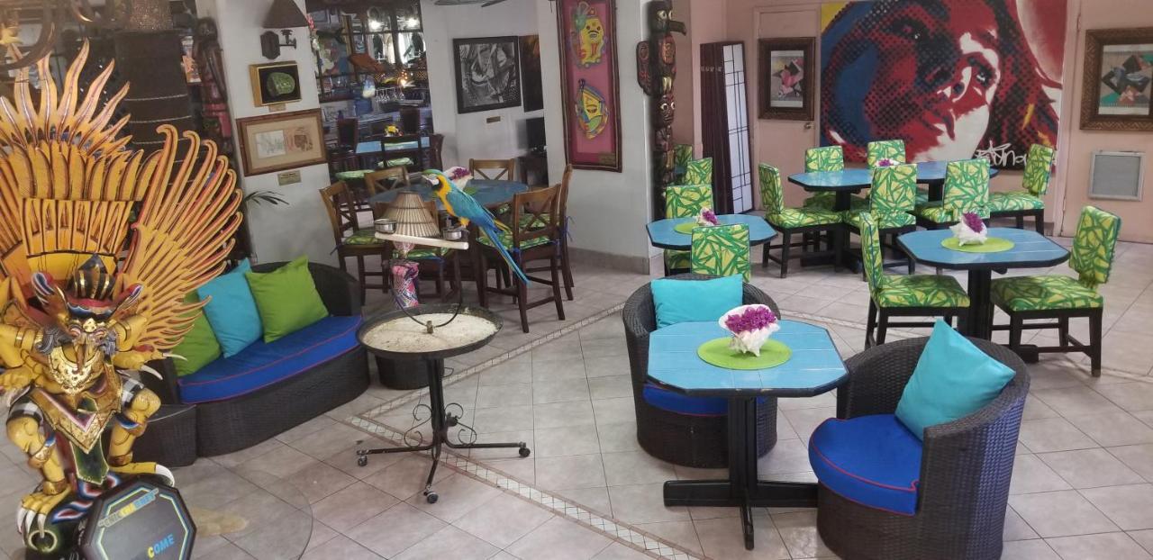 Towne Hotel Νασάου Εξωτερικό φωτογραφία