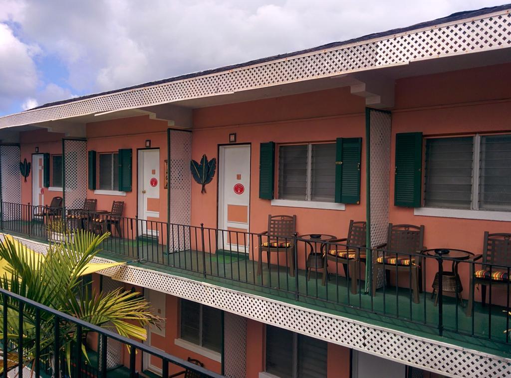 Towne Hotel Νασάου Εξωτερικό φωτογραφία