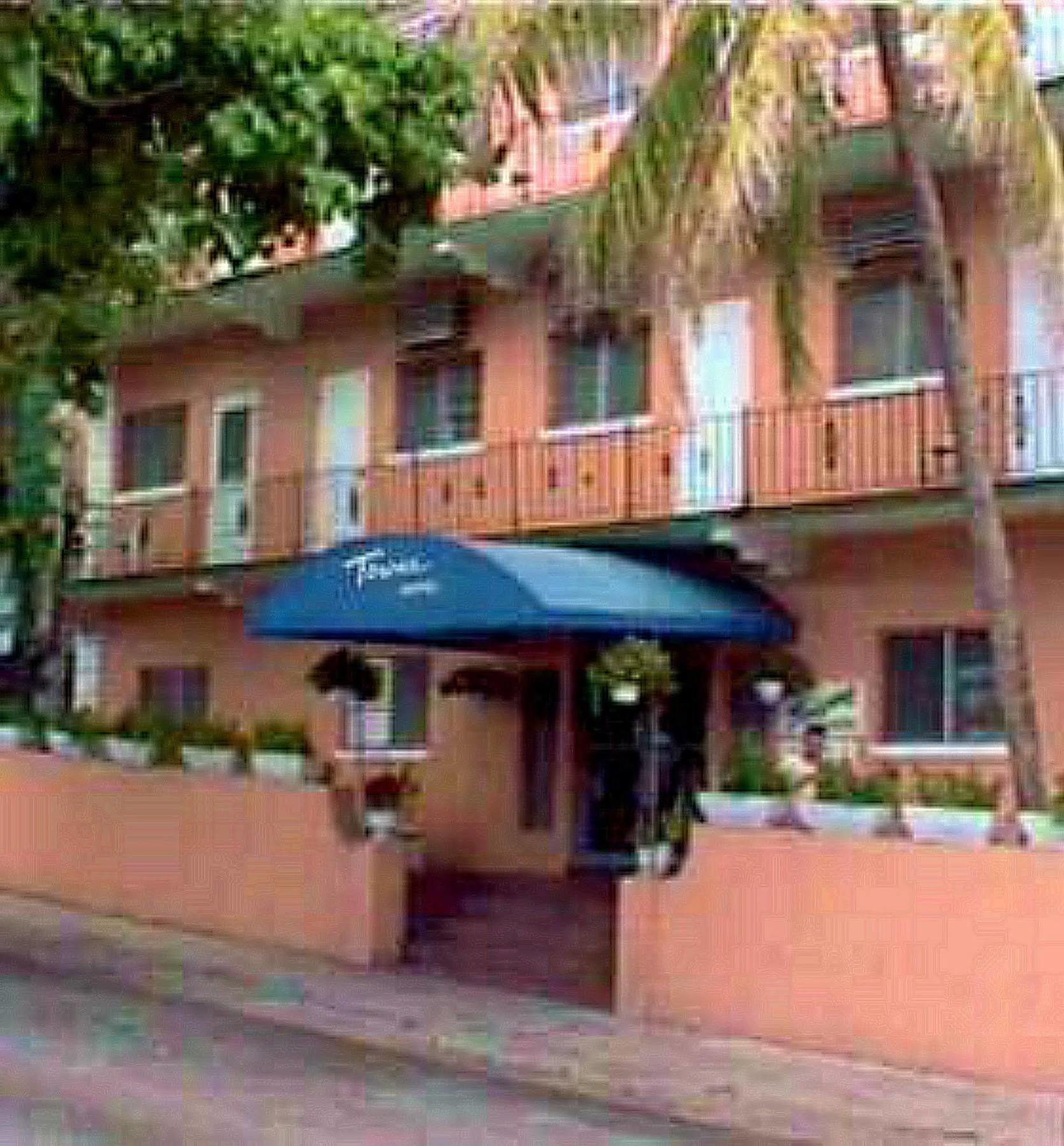 Towne Hotel Νασάου Εξωτερικό φωτογραφία